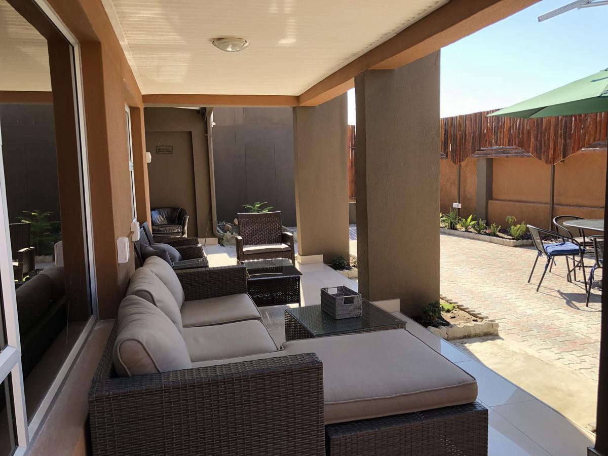City Lodge Etosha Omuthiya Zewnętrze zdjęcie