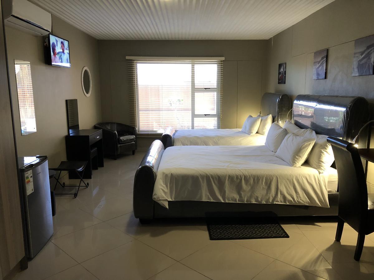 City Lodge Etosha Omuthiya Zewnętrze zdjęcie