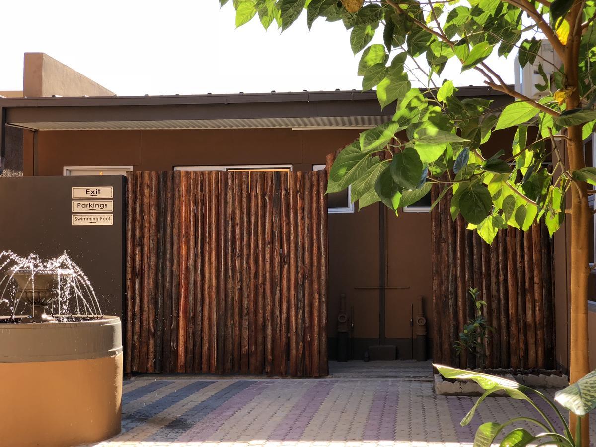 City Lodge Etosha Omuthiya Zewnętrze zdjęcie