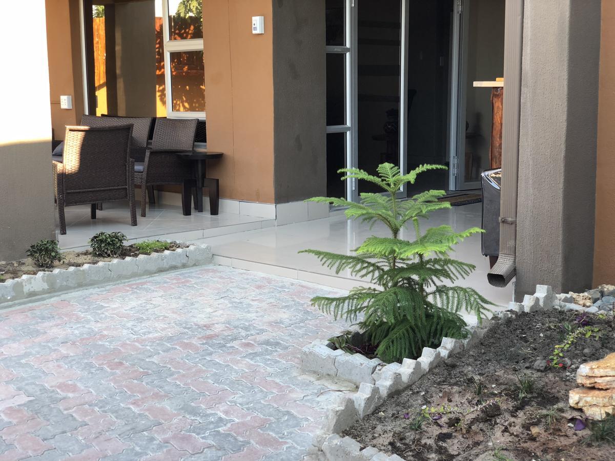 City Lodge Etosha Omuthiya Zewnętrze zdjęcie