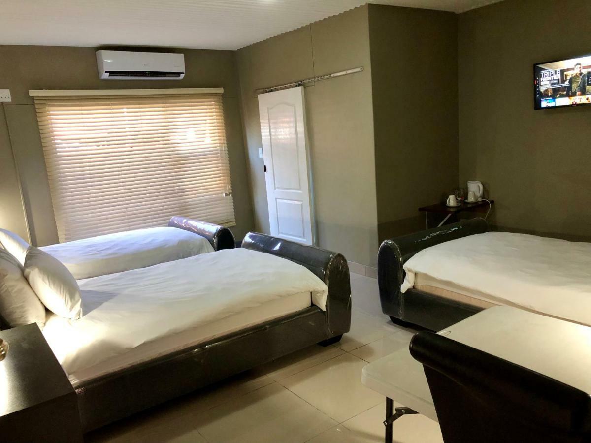 City Lodge Etosha Omuthiya Zewnętrze zdjęcie
